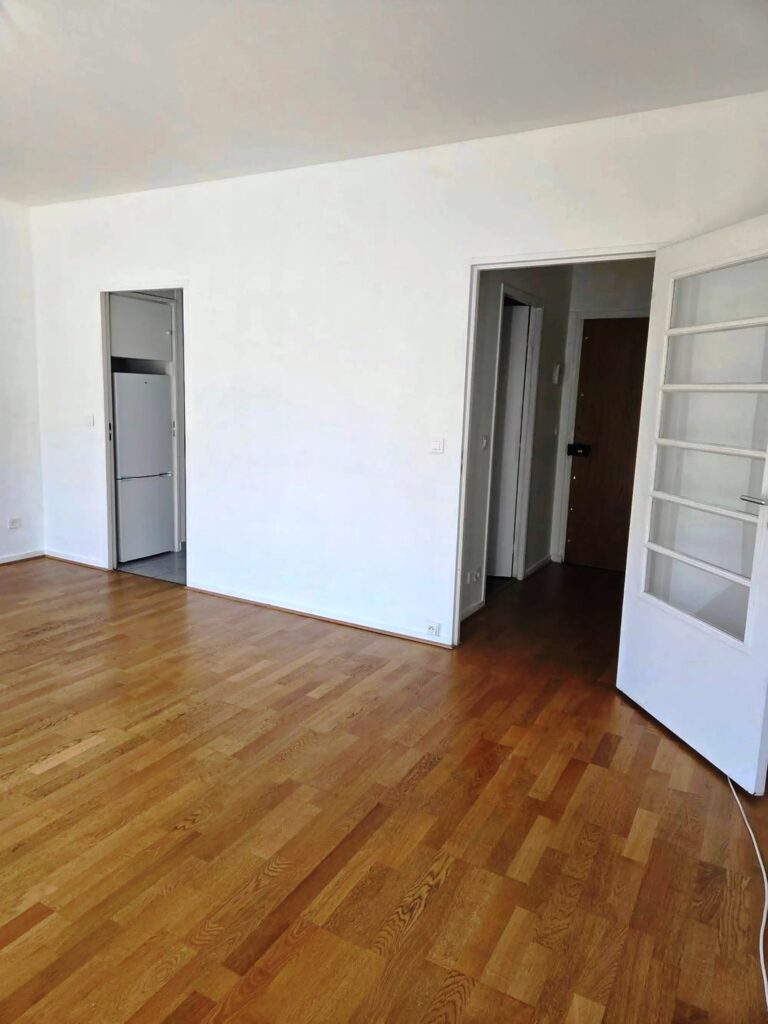 COUP DE CŒUR – ÎLE DE LA JATTE – STUDIO 32 m² (POTENTIEL T2) + BALCON SUD-OUEST
